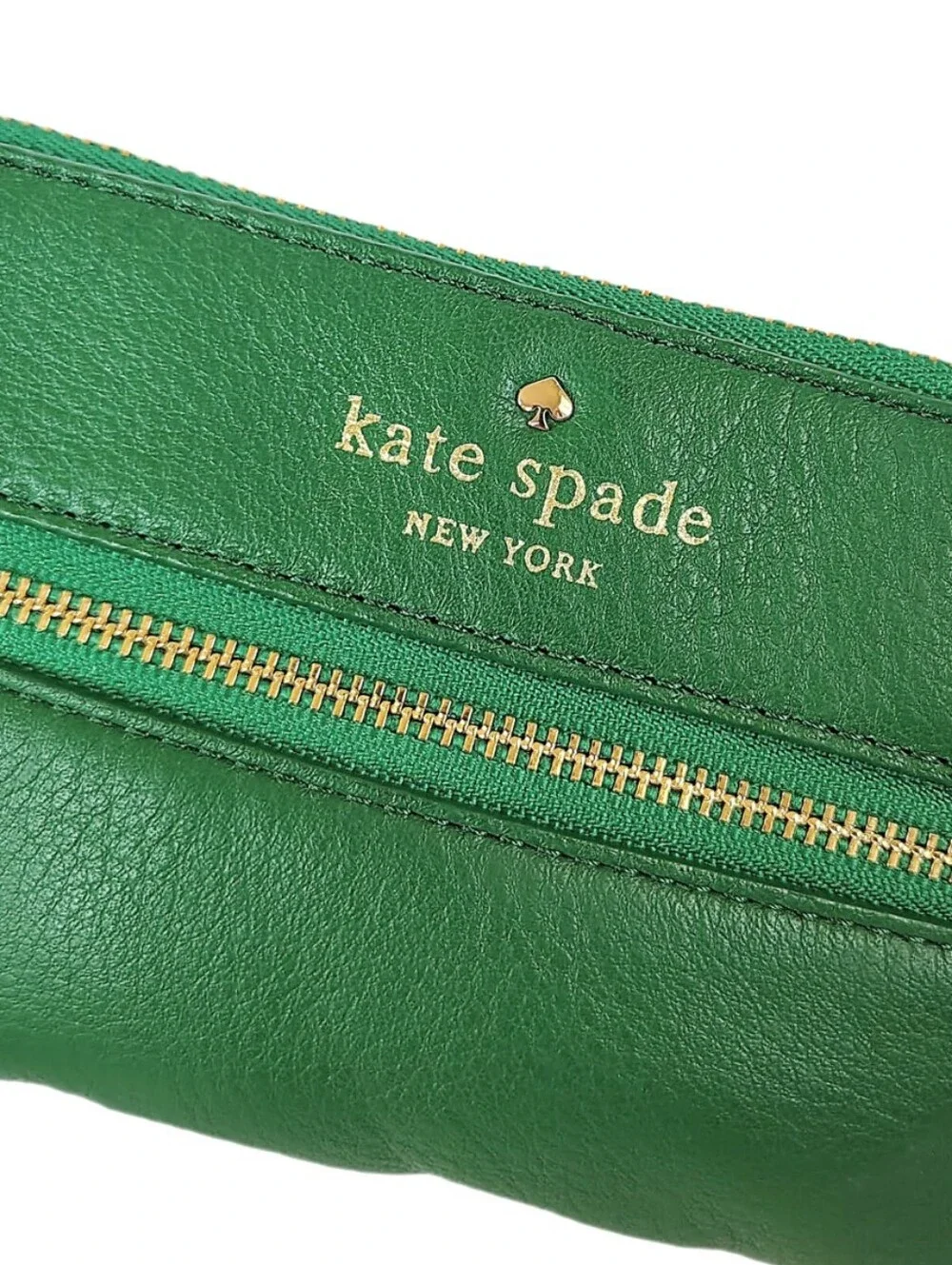 🆕 Kate Spade NY Cobble Hill Bee Emerald Green Pebbled Leather Zipper Wristlet